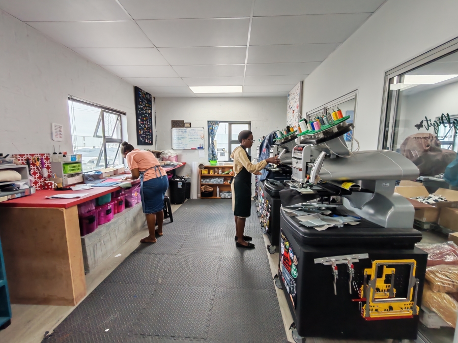 To Let commercial Property for Rent in Firgrove Western Cape